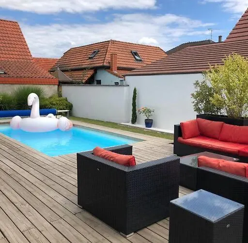 Maison D\'Architecte Situee Sur La Route Des Vins