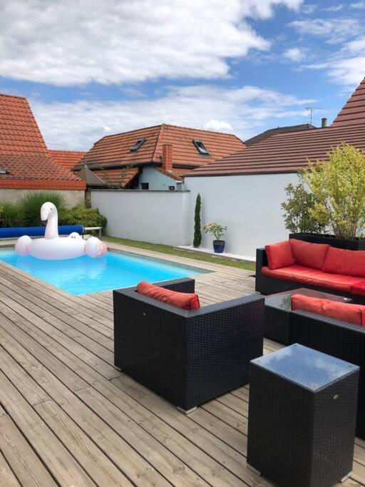 Maison D'architecte Situee Sur La Route Des Vins
